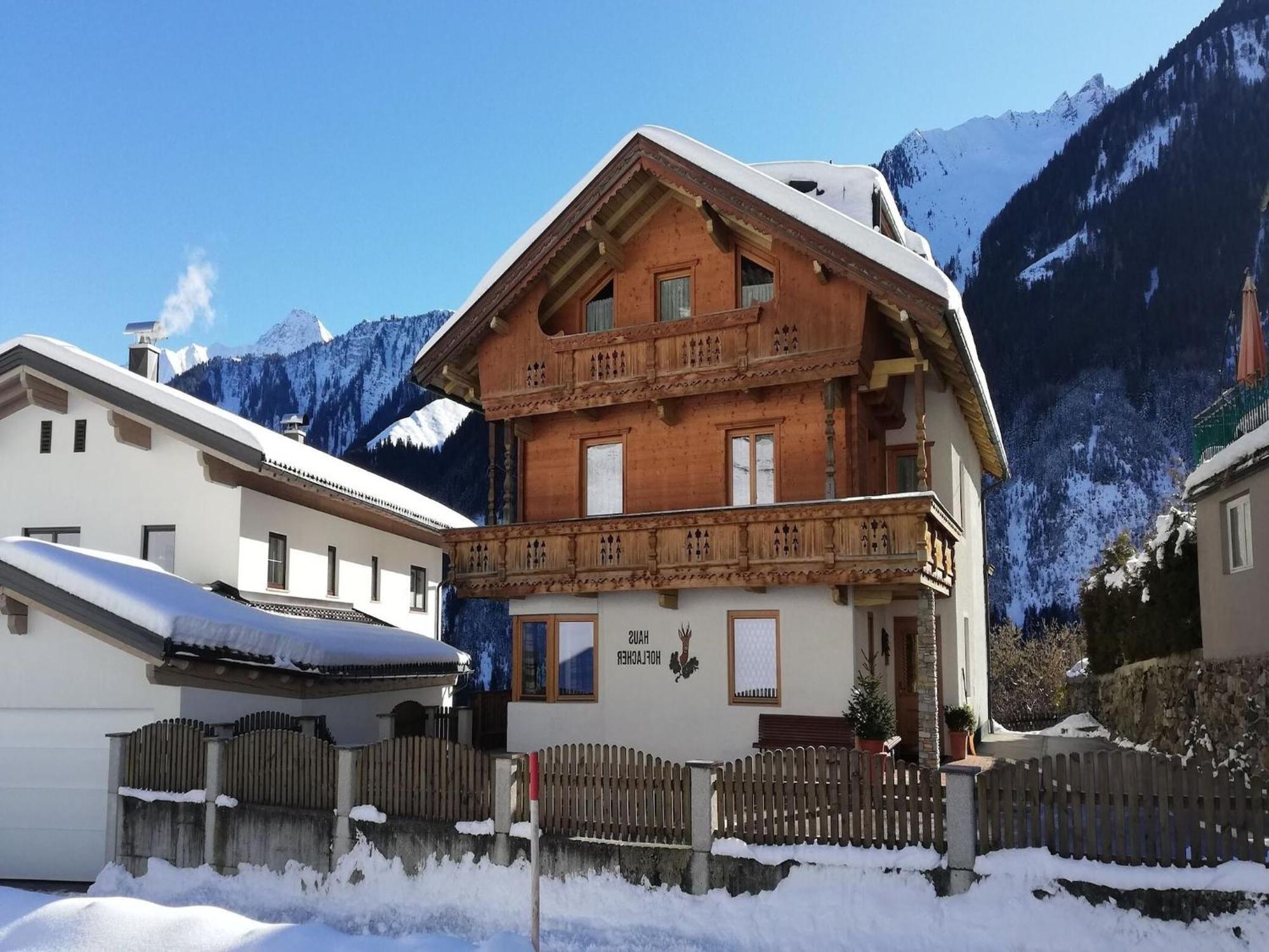Apartment In Mayrhofen With A Balcony Ngoại thất bức ảnh