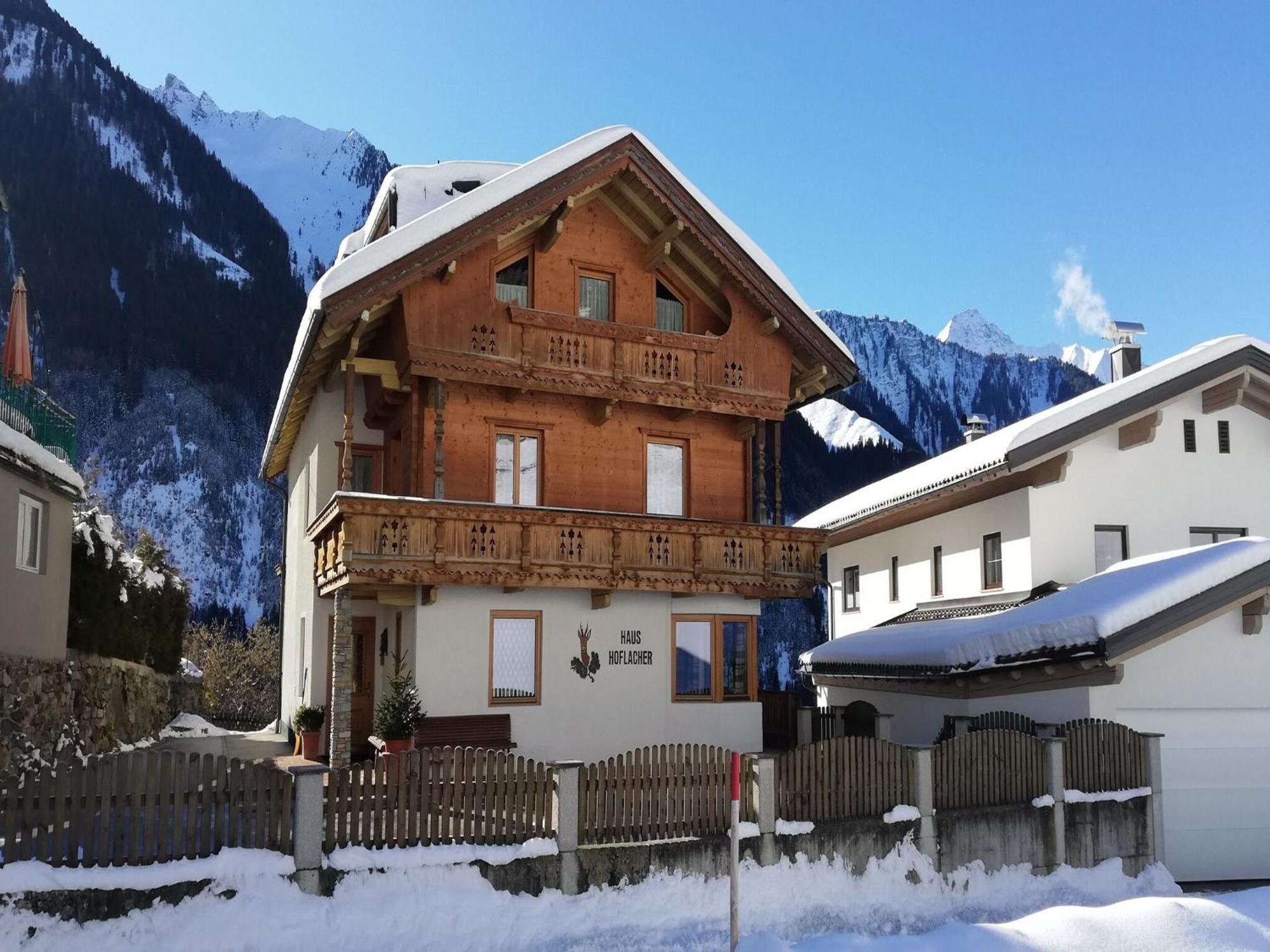 Apartment In Mayrhofen With A Balcony Ngoại thất bức ảnh